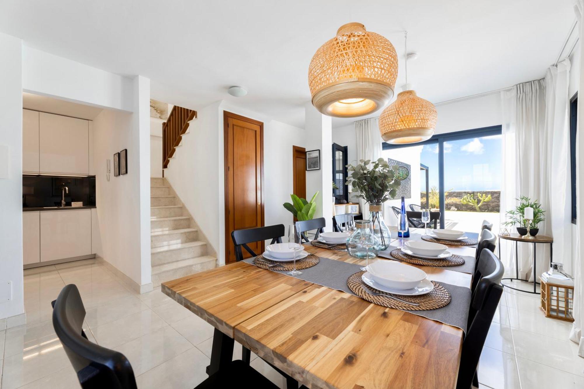 Villa Playa Blanca - Heated Pool, Aircon Exterior photo